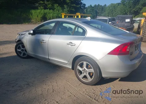 2012 Volvo S60 T5 из США, поврежденный, VIN YV1622FS3C2045235